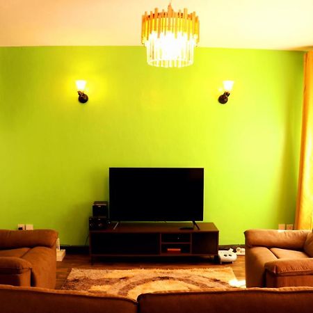 Pleasant Nest Homestay Near Jkia Airport And Sgr Station Nairobi Bagian luar foto